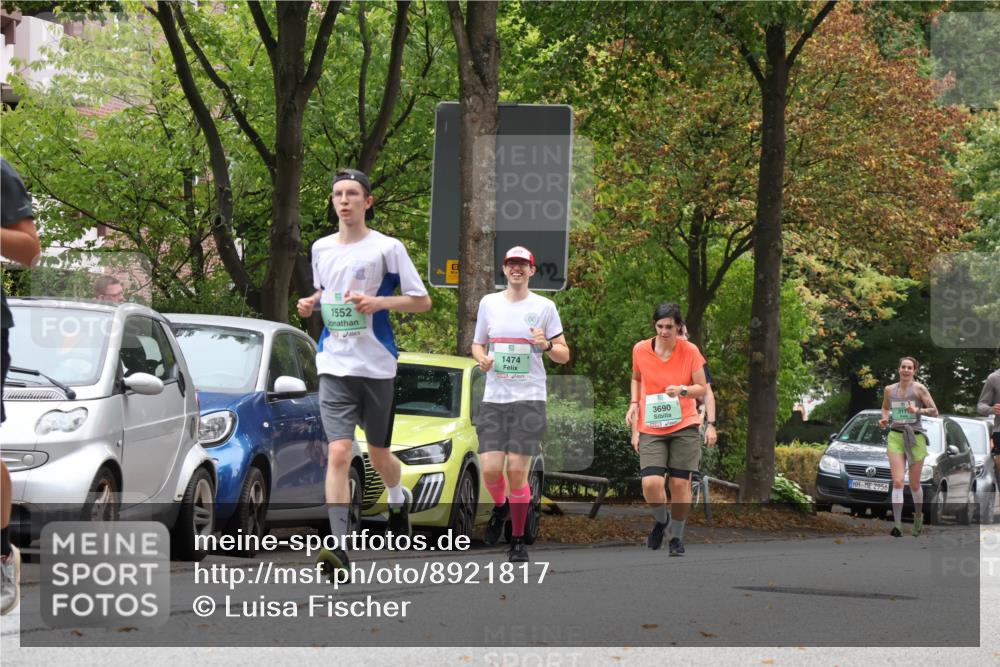 21.09.2025 - PSD Bank Halbmarathon Luisa Fischer http://msf.ph/oto/8921817 21.09.2025 12:06:51 Laufen 1552, 1474, 2, 3690, 2956, 311 meine-sportfotos.de