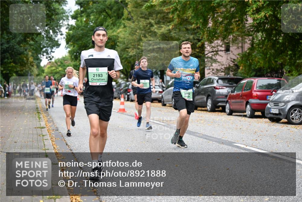 21.09.2025 - PSD Bank Halbmarathon Dr. Thomas Lammeyer http://msf.ph/oto/8921888 21.09.2025 10:41:22 Laufen 2193, 2522, 2462, 4925 meine-sportfotos.de