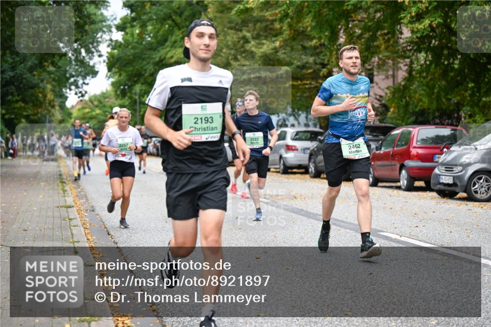 21.09.2025 - PSD Bank Halbmarathon Dr. Thomas Lammeyer http://msf.ph/oto/8921897 21.09.2025 10:41:22 Laufen 2193, 2522, 2257, 2462 meine-sportfotos.de
