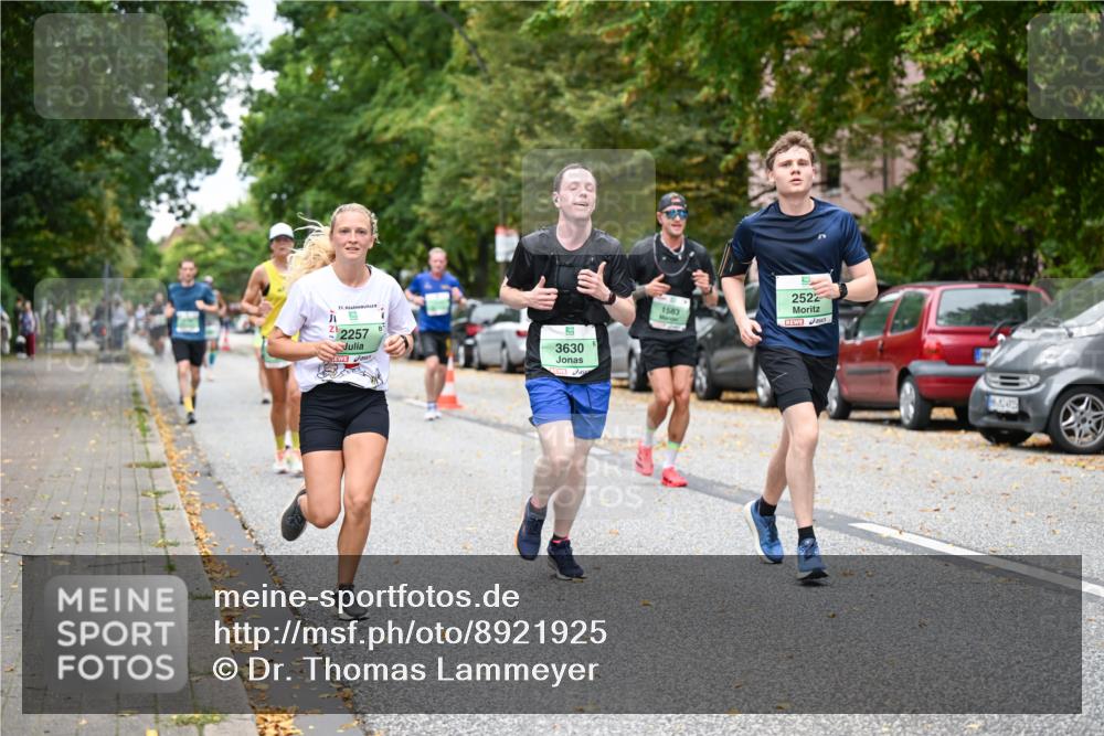 21.09.2025 - PSD Bank Halbmarathon Dr. Thomas Lammeyer http://msf.ph/oto/8921925 21.09.2025 10:41:24 Laufen 31, 2257, 3630, 1583, 2522 meine-sportfotos.de