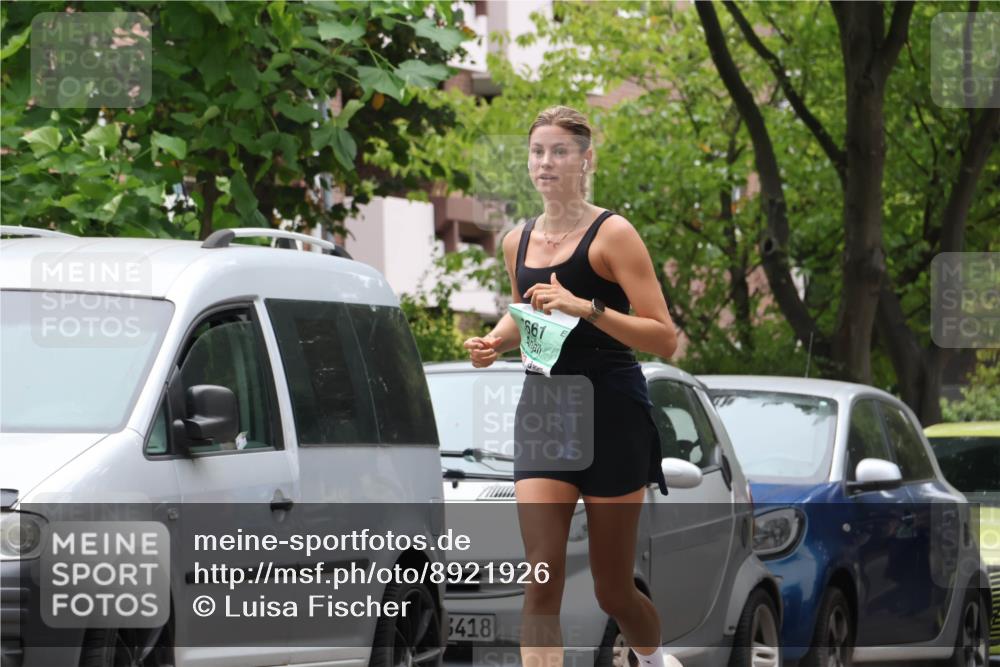 21.09.2025 - PSD Bank Halbmarathon Luisa Fischer http://msf.ph/oto/8921926 21.09.2025 12:07:07 Laufen 661, 6418 meine-sportfotos.de