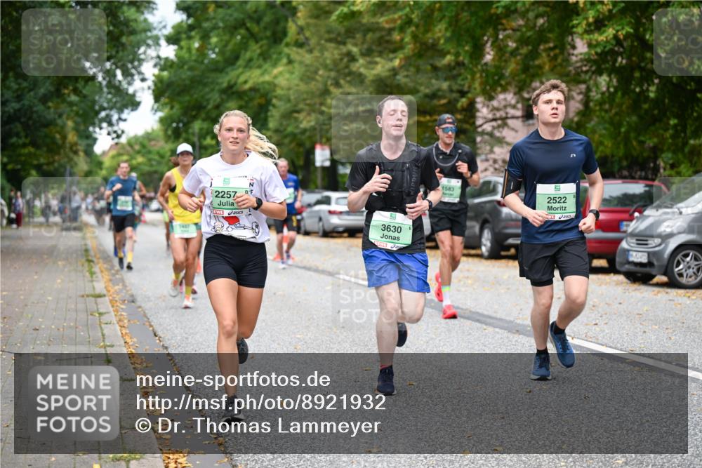 21.09.2025 - PSD Bank Halbmarathon Dr. Thomas Lammeyer http://msf.ph/oto/8921932 21.09.2025 10:41:24 Laufen 3437, 2257, 3630, 1583, 2522 meine-sportfotos.de