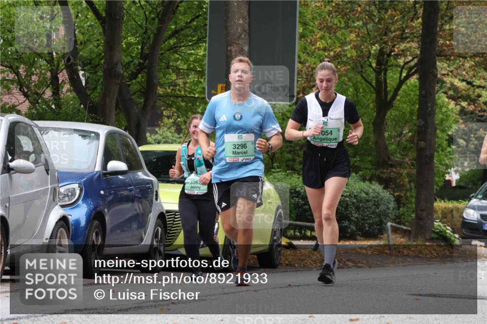 21.09.2025 - PSD Bank Halbmarathon Luisa Fischer http://msf.ph/oto/8921933 21.09.2025 12:07:09 Laufen 3562, 3296, 054 meine-sportfotos.de