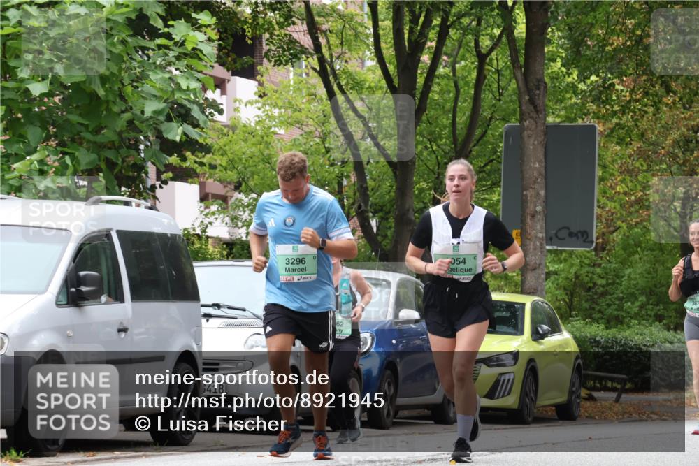 21.09.2025 - PSD Bank Halbmarathon Luisa Fischer http://msf.ph/oto/8921945 21.09.2025 12:07:11 Laufen 3418, 3296, 62, 054 meine-sportfotos.de