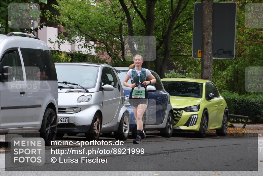 21.09.2025 - PSD Bank Halbmarathon Luisa Fischer http://msf.ph/oto/8921999 21.09.2025 12:07:27 Laufen 3418, 3343 meine-sportfotos.de