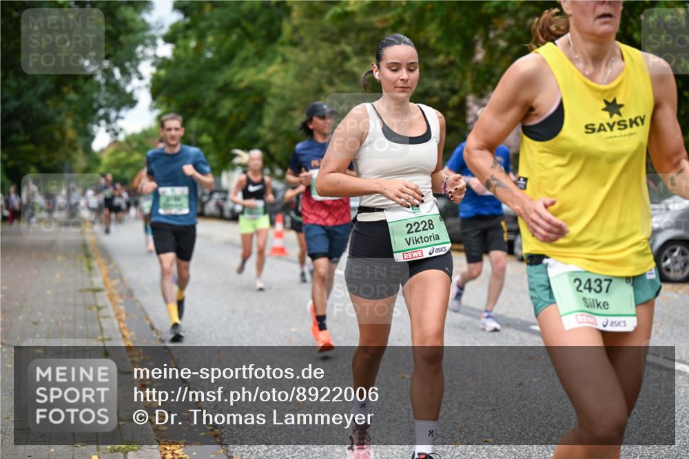 21.09.2025 - PSD Bank Halbmarathon Dr. Thomas Lammeyer http://msf.ph/oto/8922006 21.09.2025 10:41:27 Laufen 8, 2228, 2437 meine-sportfotos.de