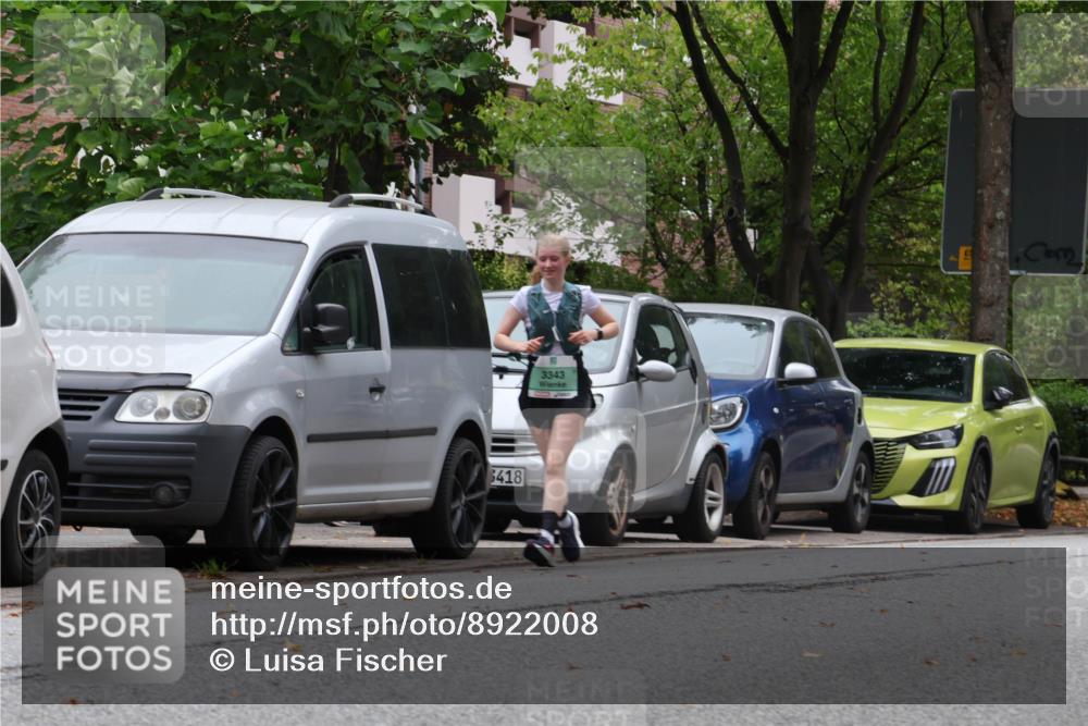 21.09.2025 - PSD Bank Halbmarathon Luisa Fischer http://msf.ph/oto/8922008 21.09.2025 12:07:28 Laufen 6418, 3343 meine-sportfotos.de