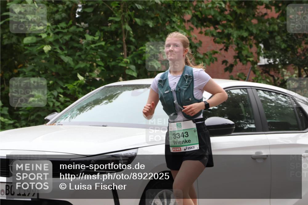 21.09.2025 - PSD Bank Halbmarathon Luisa Fischer http://msf.ph/oto/8922025 21.09.2025 12:07:33 Laufen 1199, 1, 3343 meine-sportfotos.de