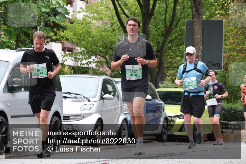21.09.2025 - PSD Bank Halbmarathon Luisa Fischer http://msf.ph/oto/8922030 21.09.2025 12:07:37 Laufen 1675, 6418, 3131, 3333 meine-sportfotos.de