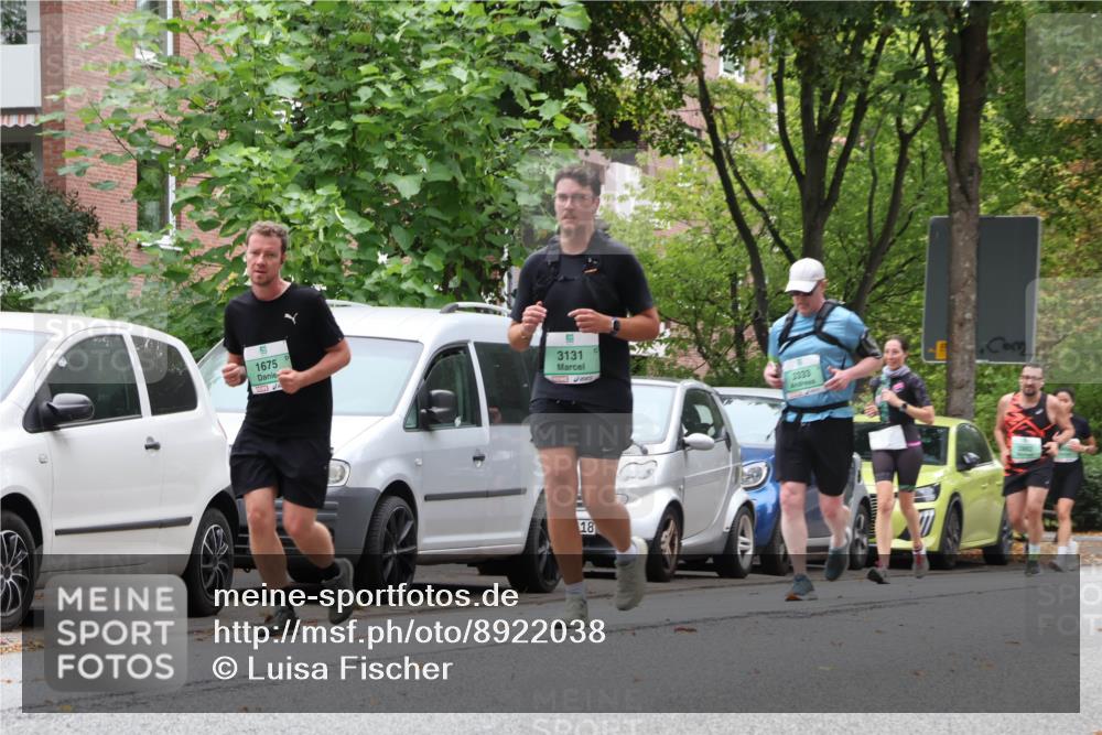 21.09.2025 - PSD Bank Halbmarathon Luisa Fischer http://msf.ph/oto/8922038 21.09.2025 12:07:38 Laufen 1675, 3131, 18, 3115 meine-sportfotos.de