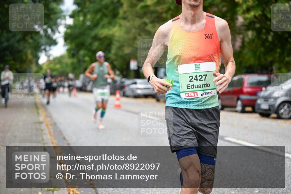 21.09.2025 - PSD Bank Halbmarathon Dr. Thomas Lammeyer http://msf.ph/oto/8922097 21.09.2025 10:41:32 Laufen 361, 2427 meine-sportfotos.de