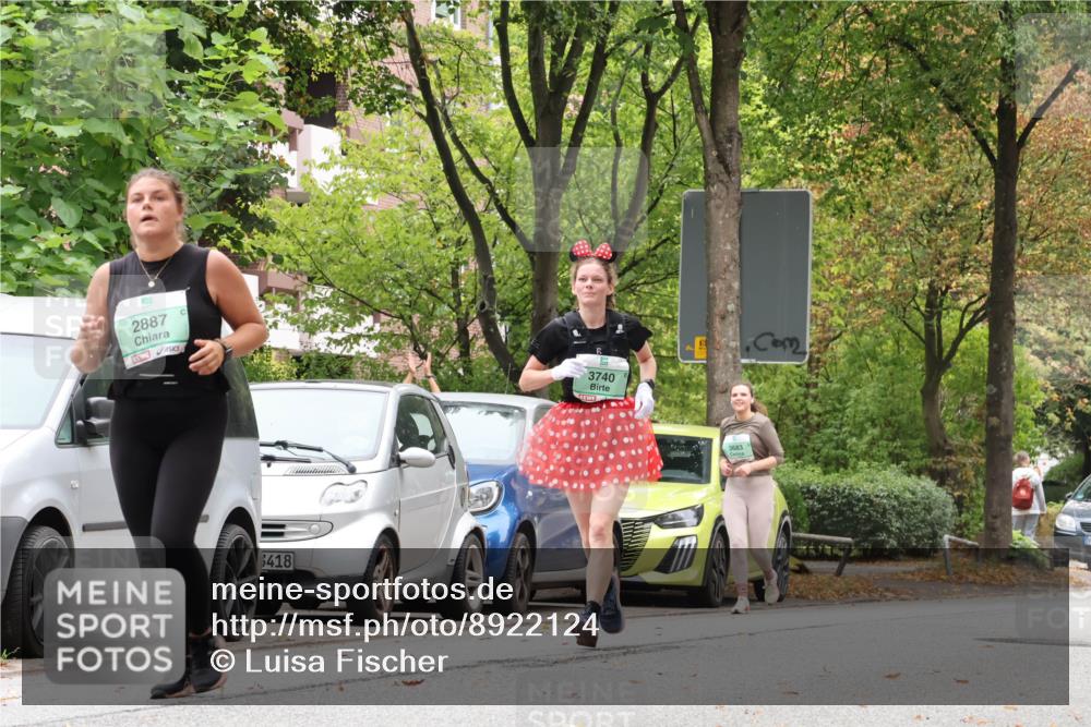 21.09.2025 - PSD Bank Halbmarathon Luisa Fischer http://msf.ph/oto/8922124 21.09.2025 12:07:55 Laufen 2887, 6418, 3740, 3683 meine-sportfotos.de