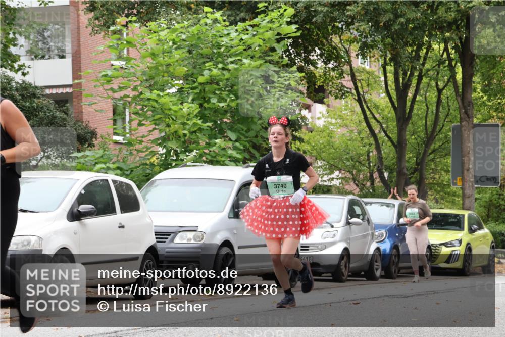 21.09.2025 - PSD Bank Halbmarathon Luisa Fischer http://msf.ph/oto/8922136 21.09.2025 12:07:57 Laufen 3740, 418 meine-sportfotos.de