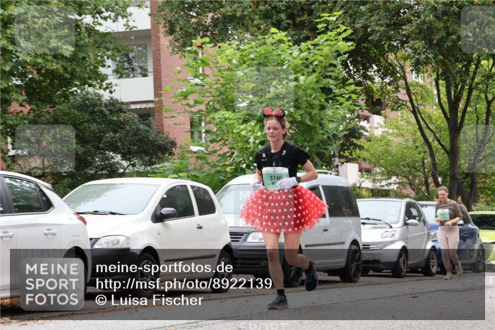21.09.2025 - PSD Bank Halbmarathon Luisa Fischer http://msf.ph/oto/8922139 21.09.2025 12:07:58 Laufen 3740, 3418 meine-sportfotos.de