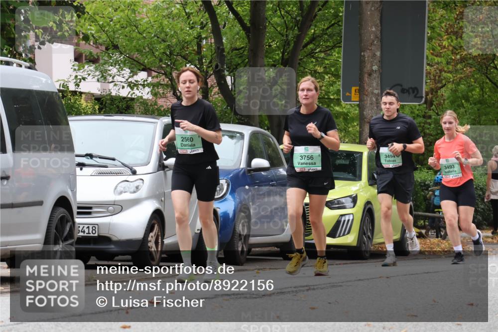 21.09.2025 - PSD Bank Halbmarathon Luisa Fischer http://msf.ph/oto/8922156 21.09.2025 12:08:09 Laufen 6418, 2560, 3756, 3494, 132, 3493 meine-sportfotos.de