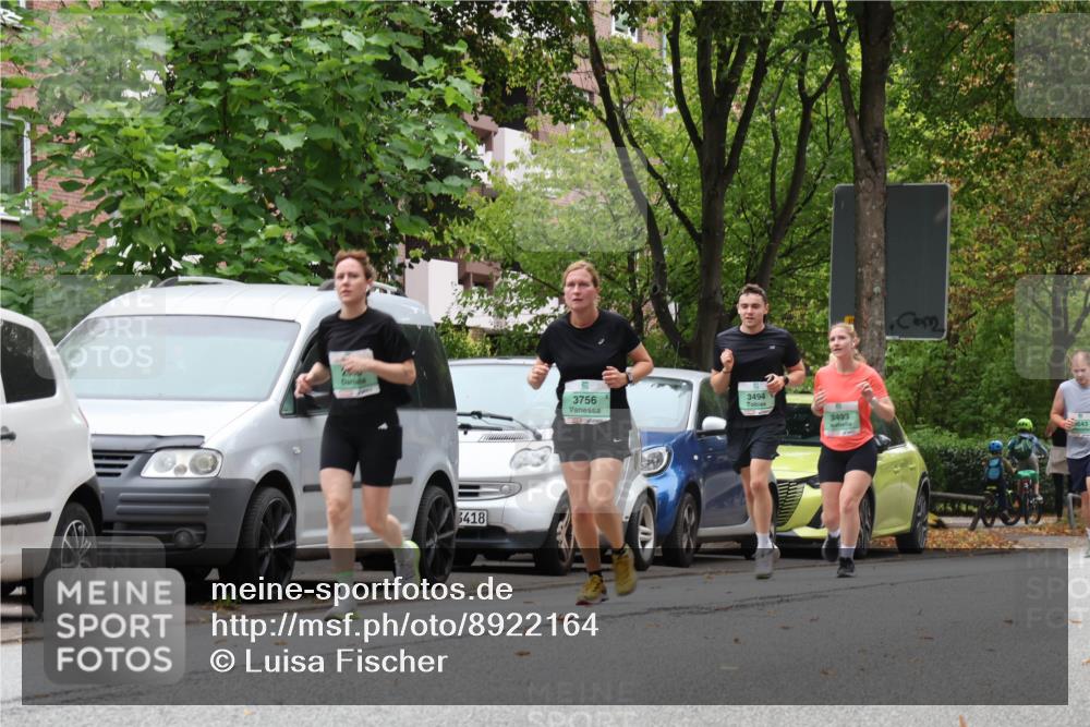 21.09.2025 - PSD Bank Halbmarathon Luisa Fischer http://msf.ph/oto/8922164 21.09.2025 12:08:11 Laufen 3756, 3494, 3493, 6418 meine-sportfotos.de