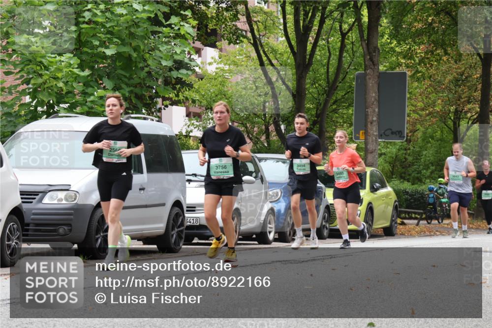 21.09.2025 - PSD Bank Halbmarathon Luisa Fischer http://msf.ph/oto/8922166 21.09.2025 12:08:11 Laufen 256, 3756, 3494, 6418, 3493, 3643 meine-sportfotos.de