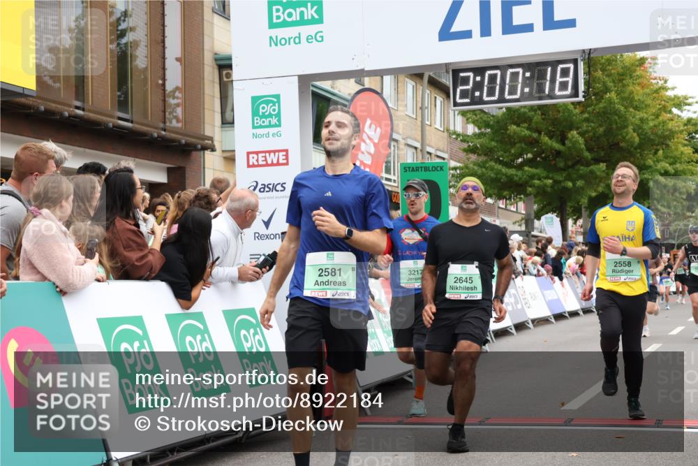 21.09.2025 - PSD Bank Halbmarathon Strokosch-Dieckow http://msf.ph/oto/8922184 21.09.2025 11:59:41 Ziel 1042, 1196, 1367, 1609, 1700, 2241, 2248, 2517, 2558, 2574, 2581, 2645, 2794, 2915, 3217 meine-sportfotos.de