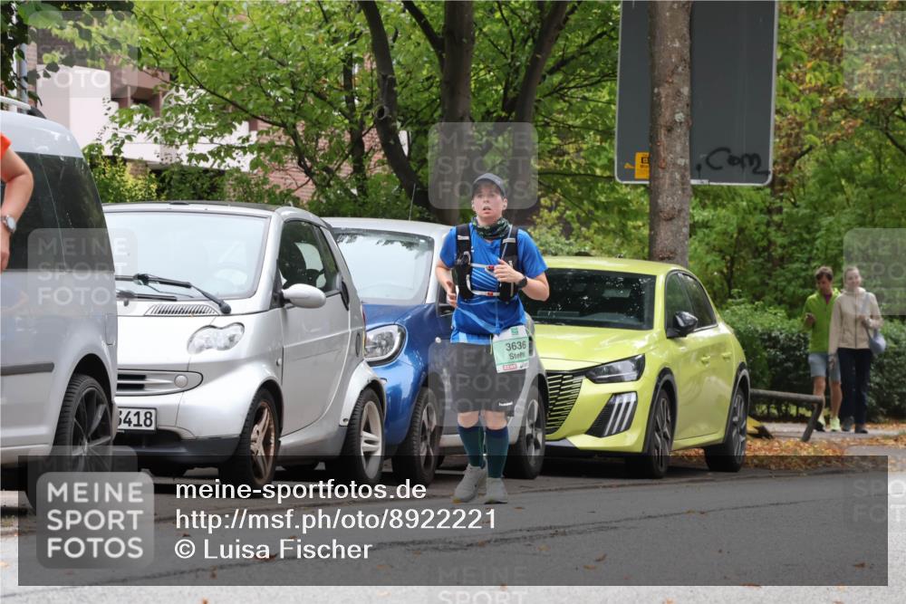 21.09.2025 - PSD Bank Halbmarathon Luisa Fischer http://msf.ph/oto/8922221 21.09.2025 12:08:28 Laufen 8418, 3636 meine-sportfotos.de