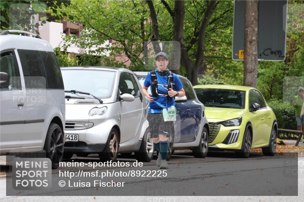 21.09.2025 - PSD Bank Halbmarathon Luisa Fischer http://msf.ph/oto/8922225 21.09.2025 12:08:29 Laufen 8418, 3636 meine-sportfotos.de