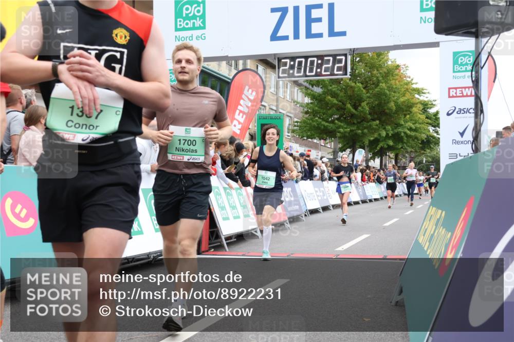 21.09.2025 - PSD Bank Halbmarathon Strokosch-Dieckow http://msf.ph/oto/8922231 21.09.2025 11:59:46 Ziel 1042, 1367, 1700, 2549, 2558, 2581, 2595, 2645, 3217, 3990 meine-sportfotos.de
