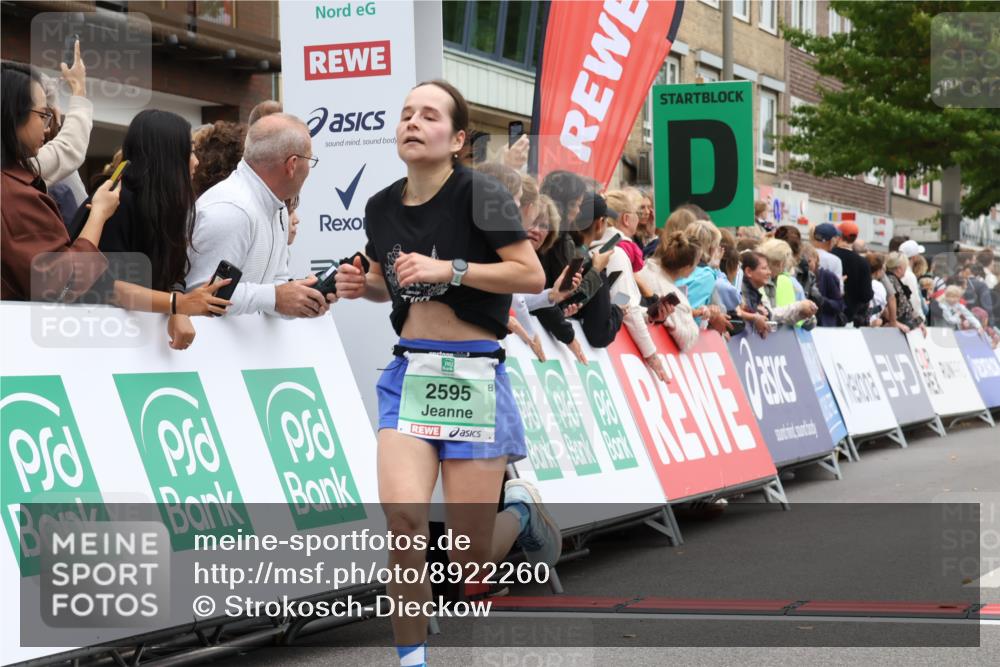 21.09.2025 - PSD Bank Halbmarathon Strokosch-Dieckow http://msf.ph/oto/8922260 21.09.2025 11:59:48 Ziel 1042, 1367, 1700, 2549, 2558, 2595, 2645, 3152, 3217, 3990 meine-sportfotos.de