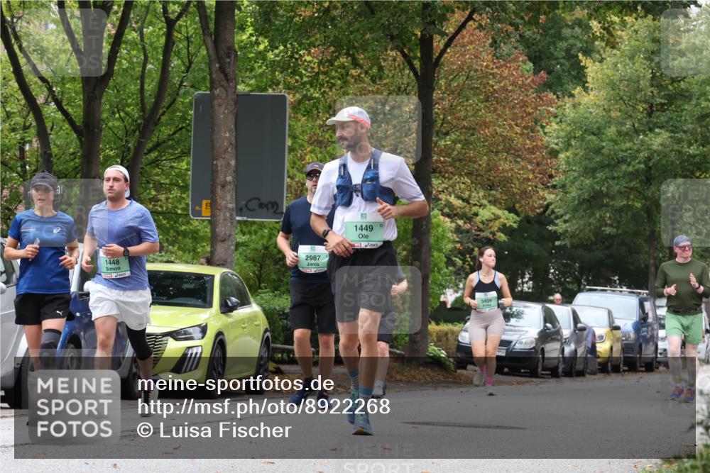 21.09.2025 - PSD Bank Halbmarathon Luisa Fischer http://msf.ph/oto/8922268 21.09.2025 12:08:37 Laufen 1448, 2987, 1449, 3409 meine-sportfotos.de