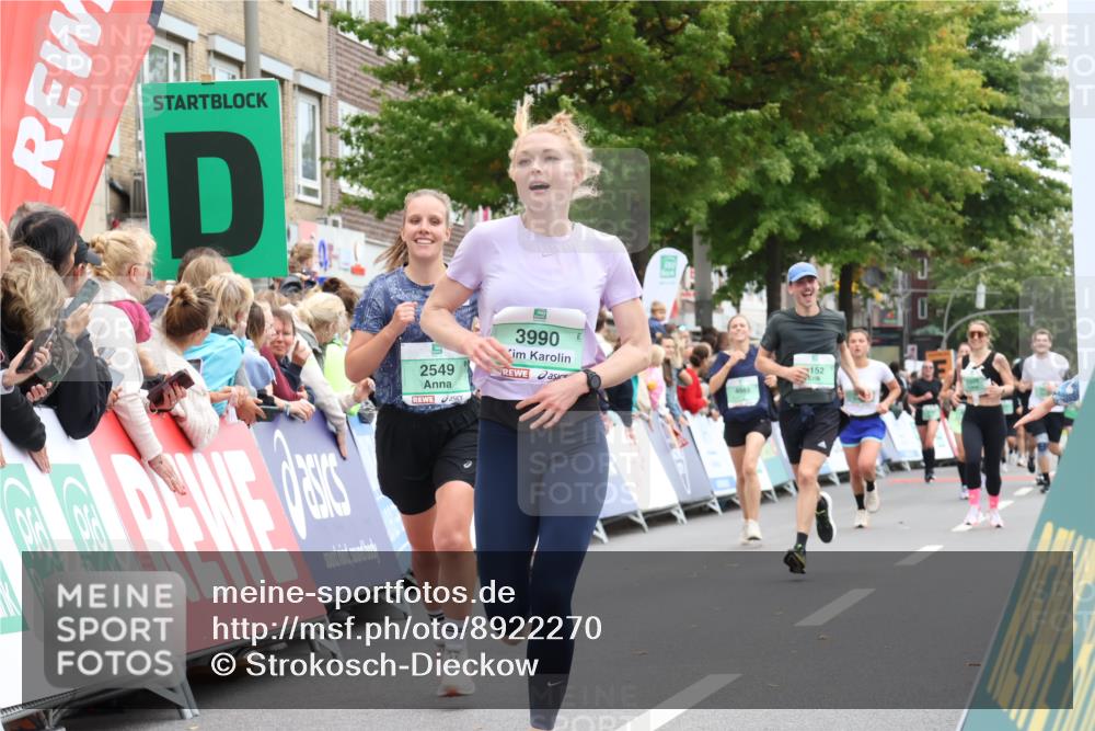 21.09.2025 - PSD Bank Halbmarathon Strokosch-Dieckow http://msf.ph/oto/8922270 21.09.2025 11:59:50 Ziel 1042, 1367, 1700, 2549, 2595, 3152, 3990, 4049 meine-sportfotos.de