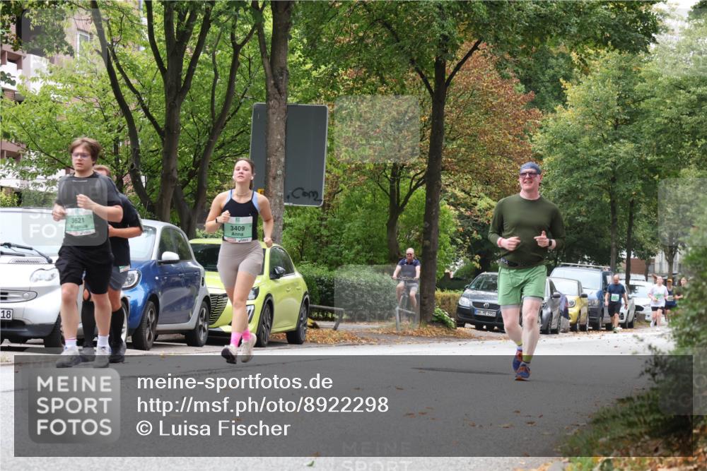 21.09.2025 - PSD Bank Halbmarathon Luisa Fischer http://msf.ph/oto/8922298 21.09.2025 12:08:42 Laufen 18, 3621, 3409, 2956 meine-sportfotos.de
