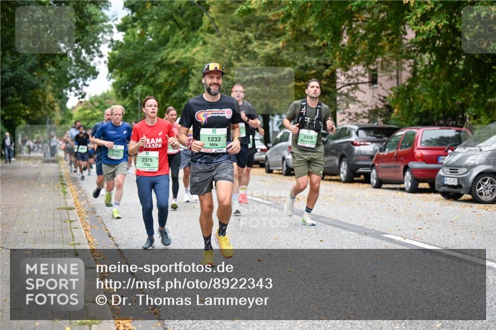 21.09.2025 - PSD Bank Halbmarathon Dr. Thomas Lammeyer http://msf.ph/oto/8922343 21.09.2025 10:41:48 Laufen 2565, 2375, 1233, 2378, 4925 meine-sportfotos.de