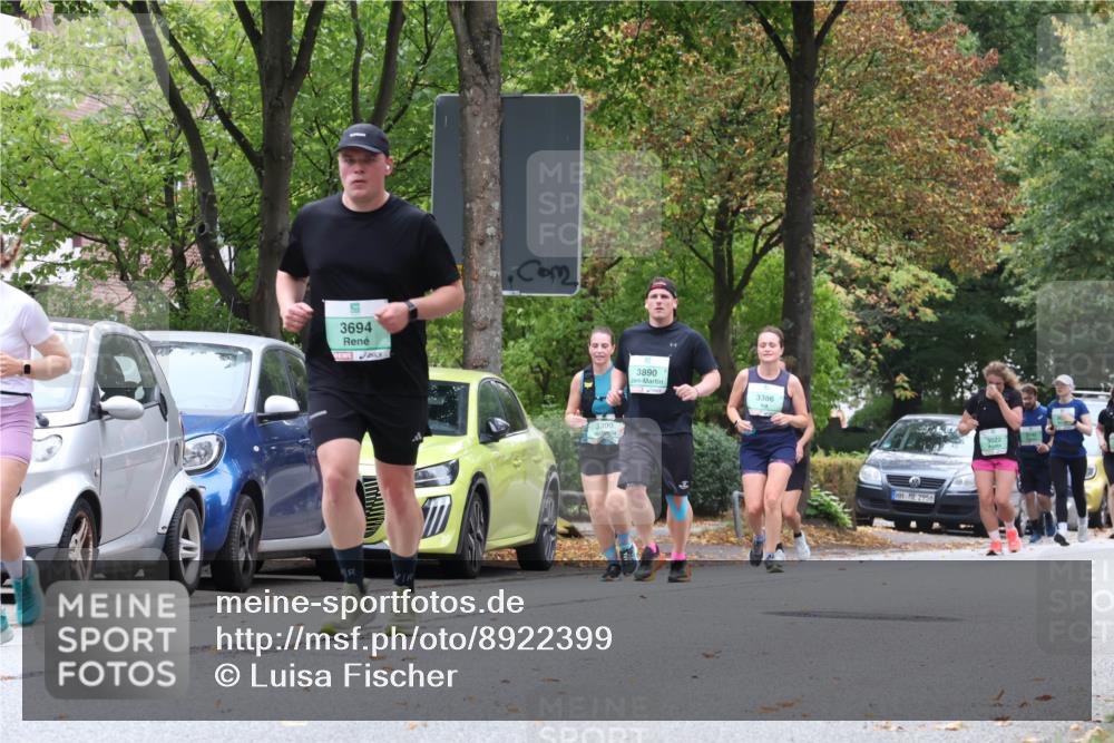 21.09.2025 - PSD Bank Halbmarathon Luisa Fischer http://msf.ph/oto/8922399 21.09.2025 12:09:21 Laufen 3694, 3300, 3890, 3386, 2956, 3022 meine-sportfotos.de