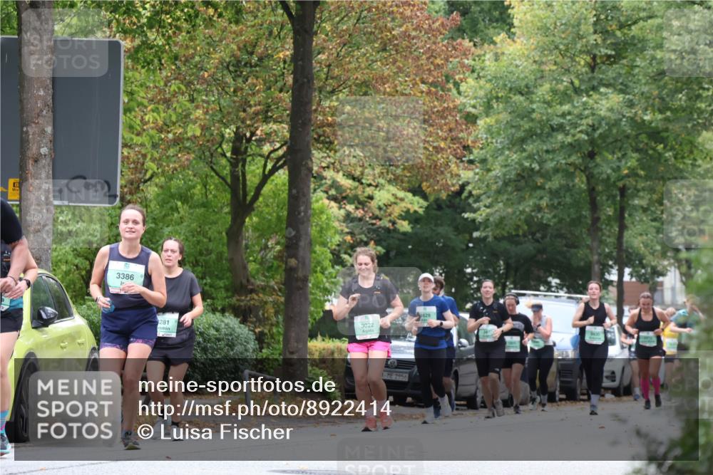 21.09.2025 - PSD Bank Halbmarathon Luisa Fischer http://msf.ph/oto/8922414 21.09.2025 12:09:23 Laufen 3386, 281, 3022, 3629, 2956, 3430 meine-sportfotos.de