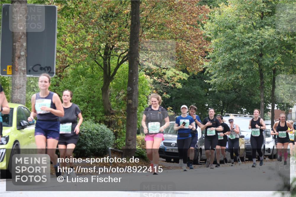 21.09.2025 - PSD Bank Halbmarathon Luisa Fischer http://msf.ph/oto/8922415 21.09.2025 12:09:23 Laufen 3386, 3281, 3022, 295, 3432, 3430, 1012, 3644 meine-sportfotos.de