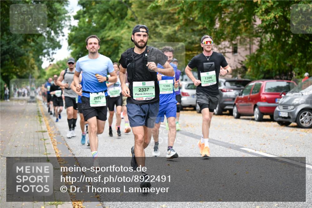 21.09.2025 - PSD Bank Halbmarathon Dr. Thomas Lammeyer http://msf.ph/oto/8922491 21.09.2025 10:41:56 Laufen 2411, 1064, 2337, 1396, 1395 meine-sportfotos.de