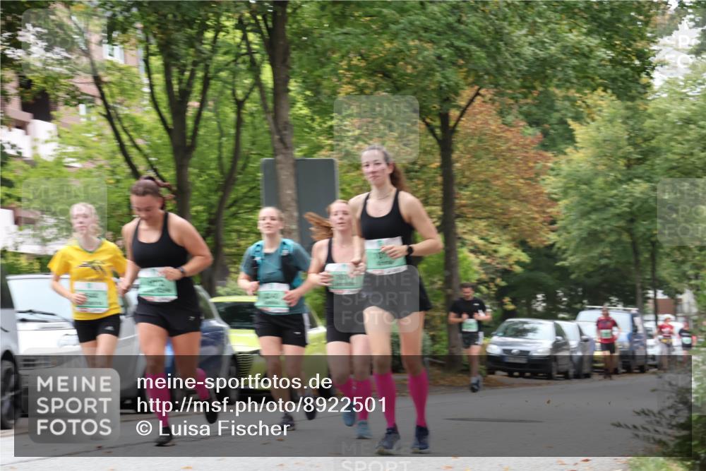 21.09.2025 - PSD Bank Halbmarathon Luisa Fischer http://msf.ph/oto/8922501 21.09.2025 12:09:40 Laufen 12141 meine-sportfotos.de
