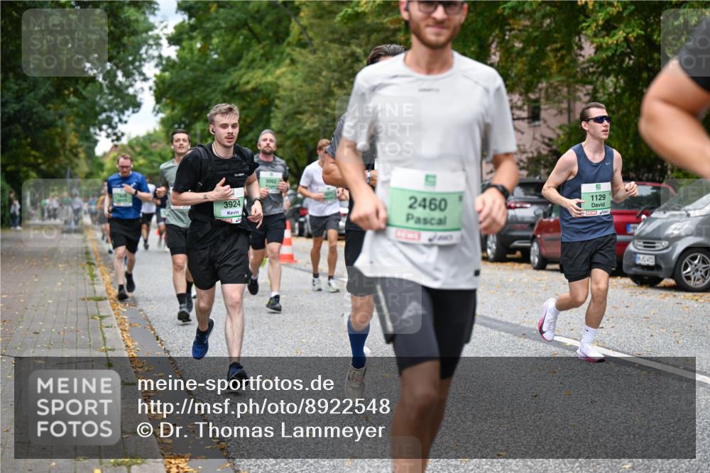 21.09.2025 - PSD Bank Halbmarathon Dr. Thomas Lammeyer http://msf.ph/oto/8922548 21.09.2025 10:42:00 Laufen 3924, 3092, 2460, 1129 meine-sportfotos.de