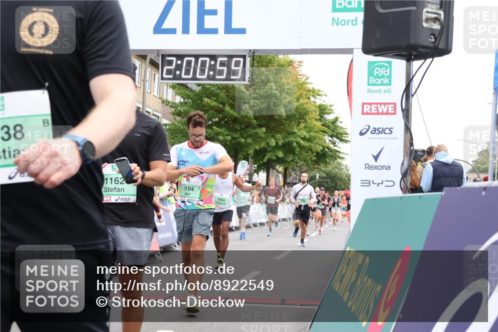 21.09.2025 - PSD Bank Halbmarathon Strokosch-Dieckow http://msf.ph/oto/8922549 21.09.2025 12:00:22 Ziel 1104, 1162, 1912, 1934, 2255, 2314, 2329, 2519, 2529, 2538, 2769 meine-sportfotos.de