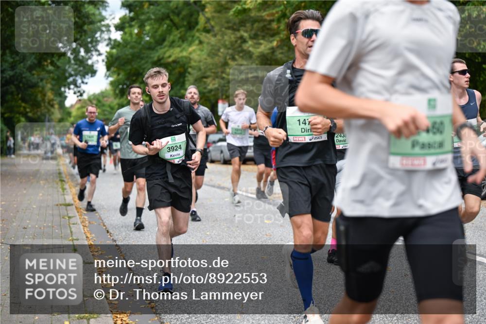 21.09.2025 - PSD Bank Halbmarathon Dr. Thomas Lammeyer http://msf.ph/oto/8922553 21.09.2025 10:42:01 Laufen 3924, 147, 60, 2438 meine-sportfotos.de
