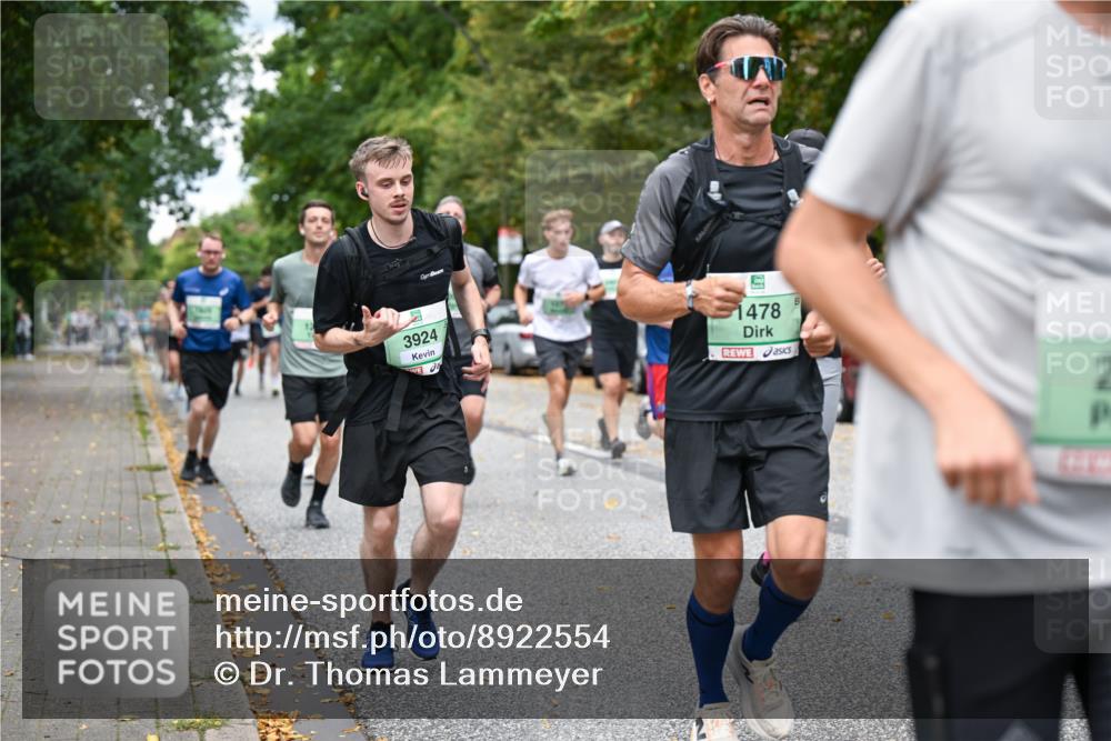 21.09.2025 - PSD Bank Halbmarathon Dr. Thomas Lammeyer http://msf.ph/oto/8922554 21.09.2025 10:42:01 Laufen 1, 37, 3924, 1478 meine-sportfotos.de
