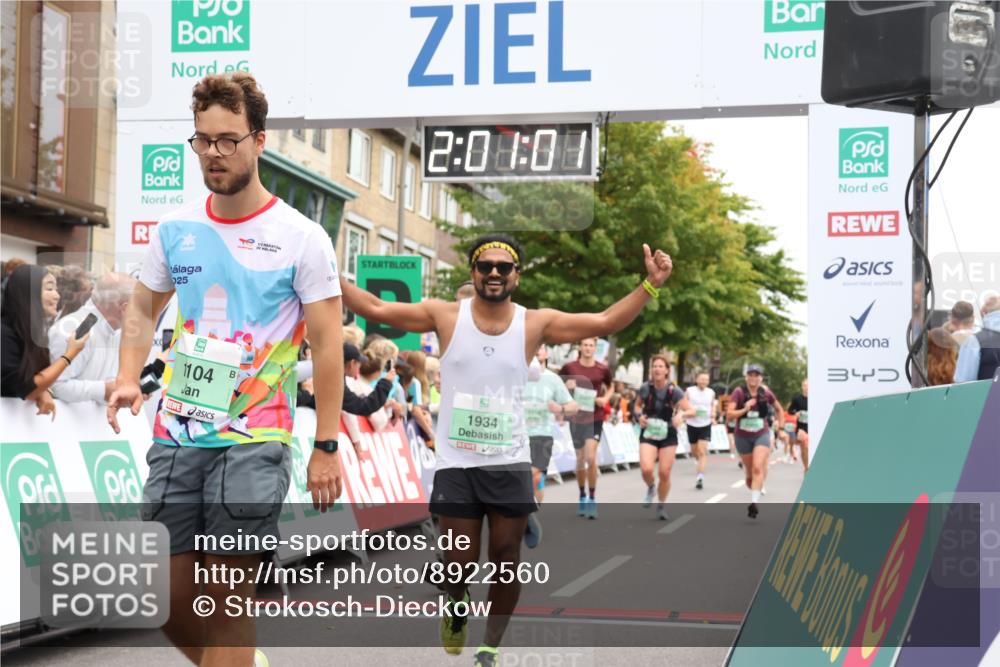 21.09.2025 - PSD Bank Halbmarathon Strokosch-Dieckow http://msf.ph/oto/8922560 21.09.2025 12:00:24 Ziel 1104, 1162, 1912, 1934, 2314, 2329, 2466, 2467, 2519, 2529, 2538 meine-sportfotos.de