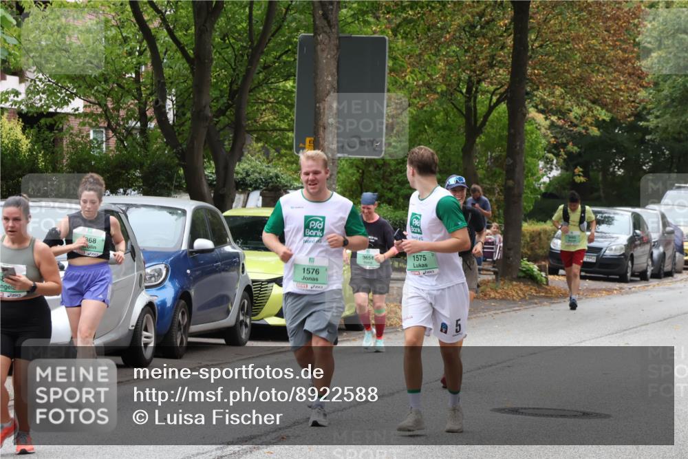 21.09.2025 - PSD Bank Halbmarathon Luisa Fischer http://msf.ph/oto/8922588 21.09.2025 12:10:14 Laufen 368, 1576, 3654, 1575, 3682, 2956 meine-sportfotos.de