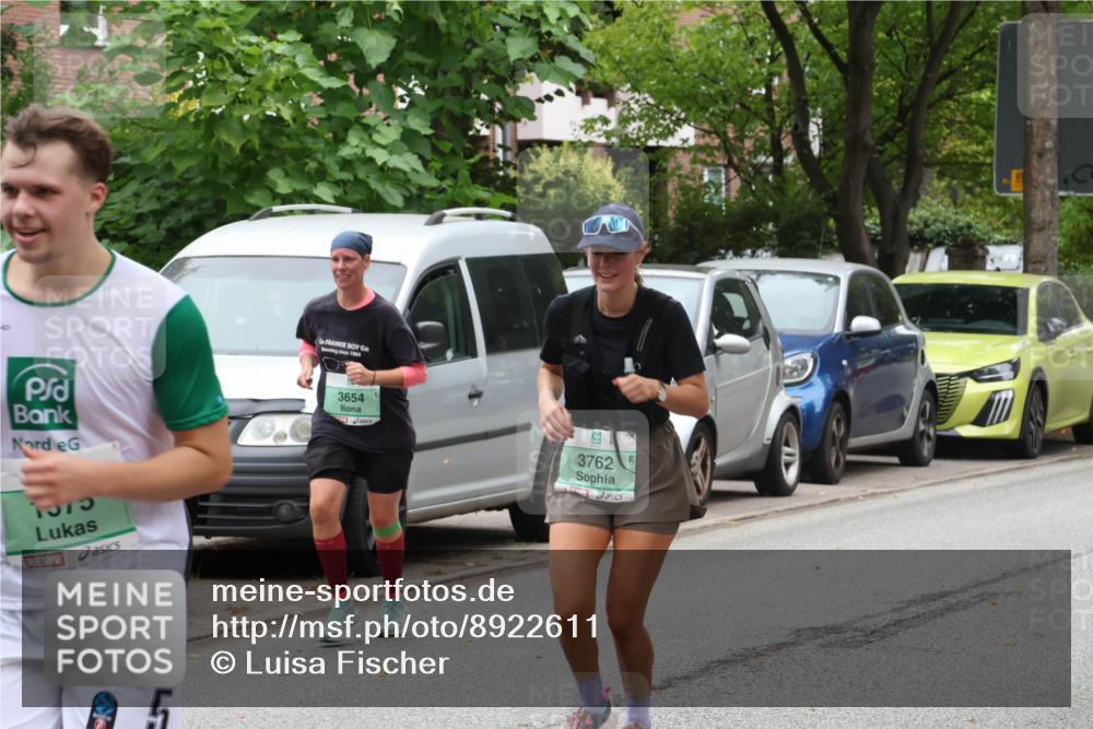 21.09.2025 - PSD Bank Halbmarathon Luisa Fischer http://msf.ph/oto/8922611 21.09.2025 12:10:19 Laufen 1575, 5, 1964, 3654, 3762 meine-sportfotos.de