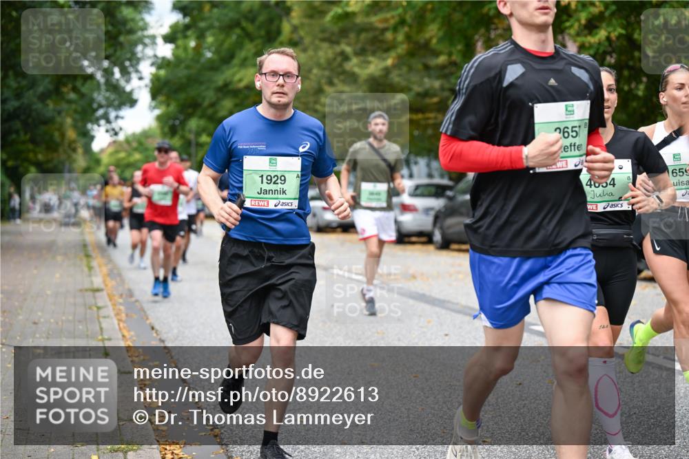 21.09.2025 - PSD Bank Halbmarathon Dr. Thomas Lammeyer http://msf.ph/oto/8922613 21.09.2025 10:42:04 Laufen 80, 2651, 1929, 4054, 659 meine-sportfotos.de
