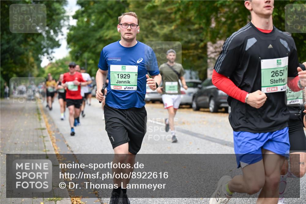 21.09.2025 - PSD Bank Halbmarathon Dr. Thomas Lammeyer http://msf.ph/oto/8922616 21.09.2025 10:42:04 Laufen 1929, 2651, 05 meine-sportfotos.de