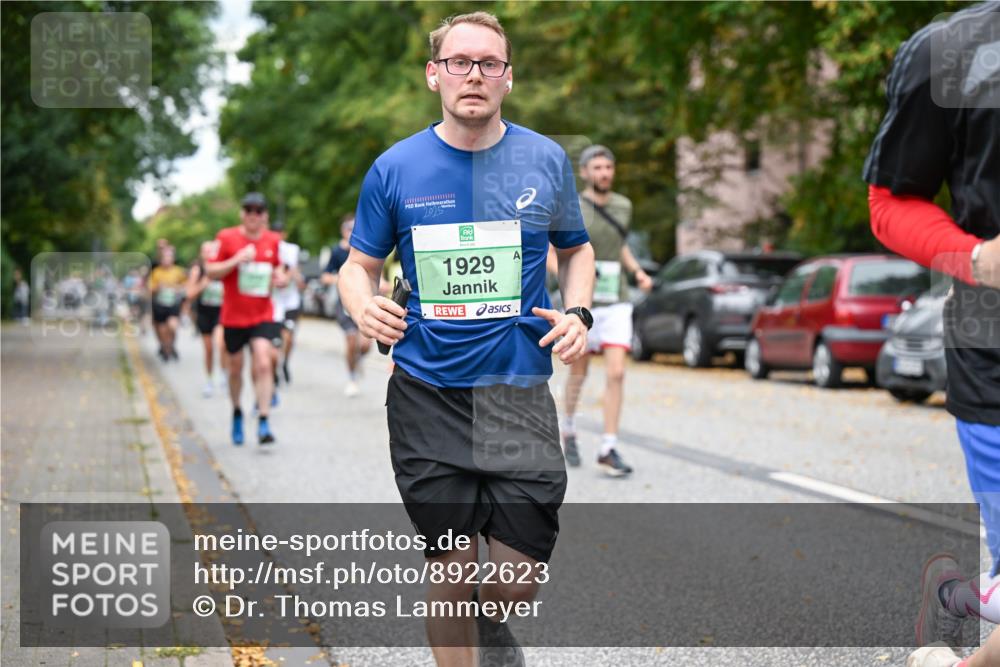 21.09.2025 - PSD Bank Halbmarathon Dr. Thomas Lammeyer http://msf.ph/oto/8922623 21.09.2025 10:42:05 Laufen 1929 meine-sportfotos.de