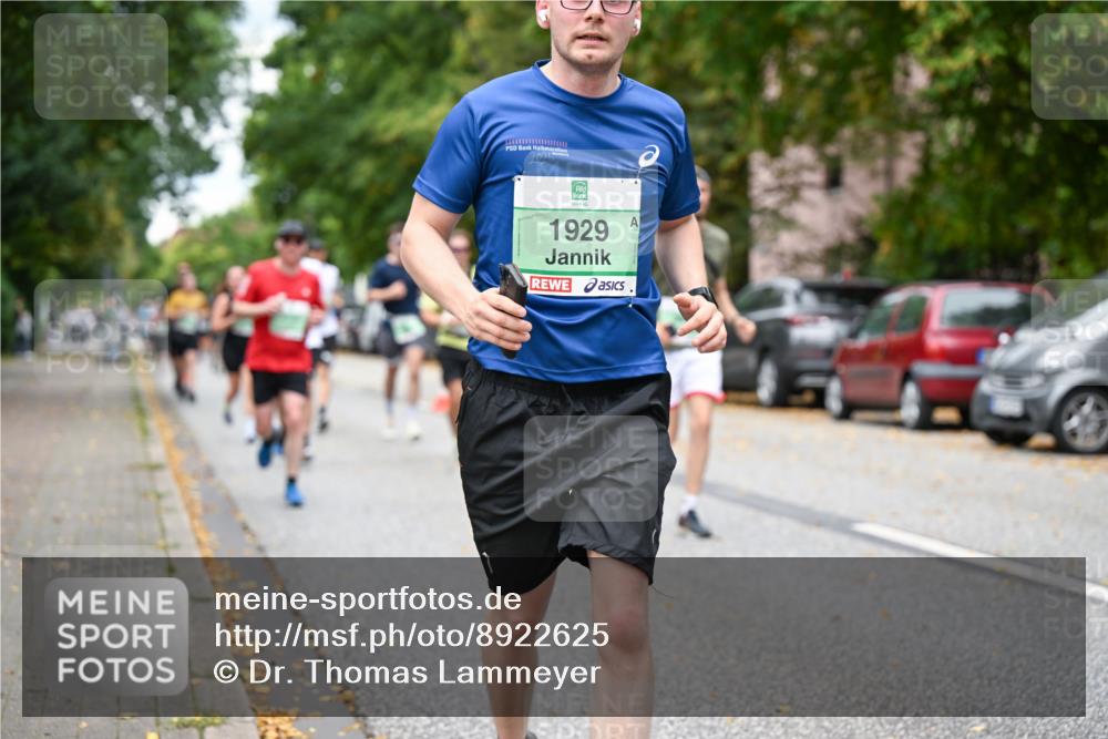21.09.2025 - PSD Bank Halbmarathon Dr. Thomas Lammeyer http://msf.ph/oto/8922625 21.09.2025 10:42:05 Laufen 1929 meine-sportfotos.de