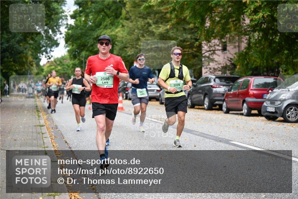 21.09.2025 - PSD Bank Halbmarathon Dr. Thomas Lammeyer http://msf.ph/oto/8922650 21.09.2025 10:42:06 Laufen 2586, 2401, 2229 meine-sportfotos.de