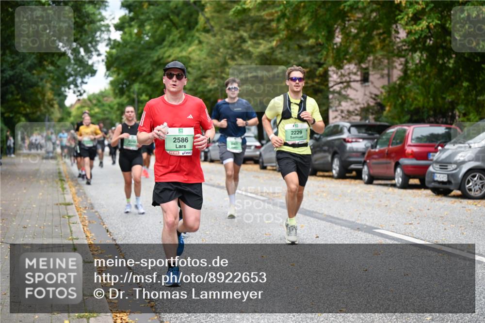21.09.2025 - PSD Bank Halbmarathon Dr. Thomas Lammeyer http://msf.ph/oto/8922653 21.09.2025 10:42:07 Laufen 2229, 2586, 24, 6042 meine-sportfotos.de