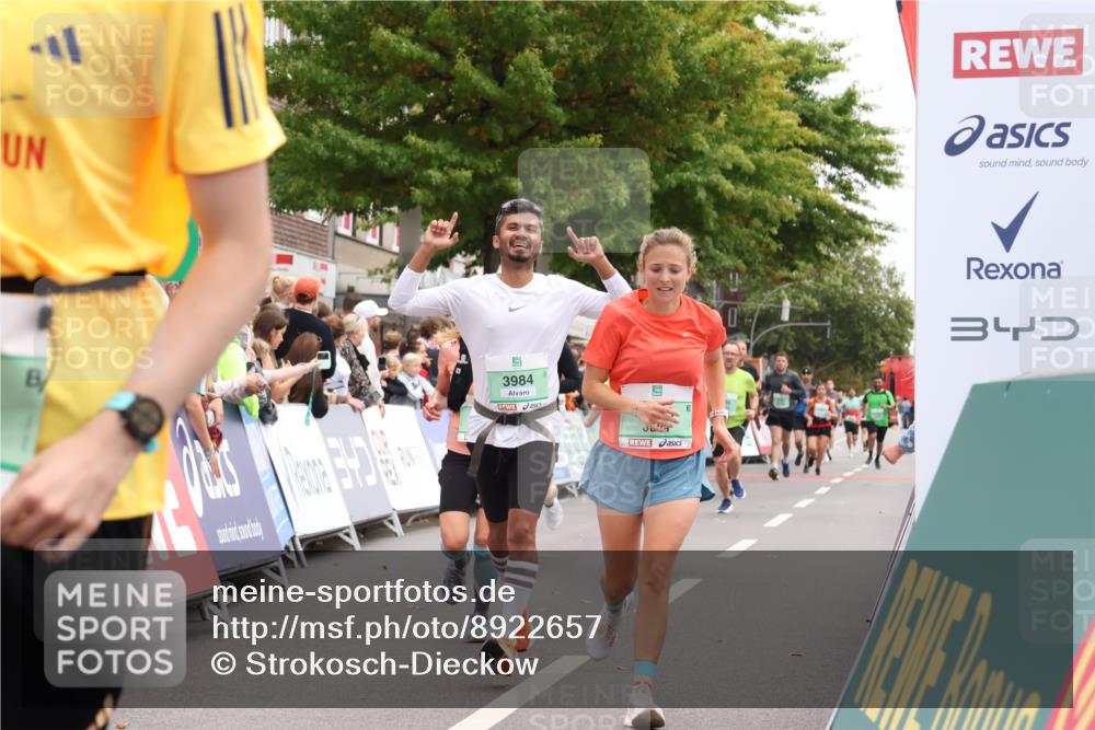 21.09.2025 - PSD Bank Halbmarathon Strokosch-Dieckow http://msf.ph/oto/8922657 21.09.2025 12:00:35 Ziel 1159, 2373, 2466, 2467, 2473, 2666, 2697, 2699, 2723, 2744, 3046, 3364, 3603, 3677, 3984 meine-sportfotos.de