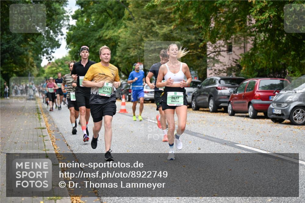 21.09.2025 - PSD Bank Halbmarathon Dr. Thomas Lammeyer http://msf.ph/oto/8922749 21.09.2025 10:42:11 Laufen 9, 1711, 2677 meine-sportfotos.de